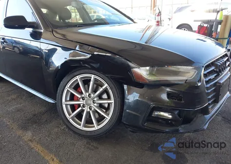 2015 Audi A4 2.0T Premium z USA, uszkodzony, nr VIN WAUFFAFLXFN024363